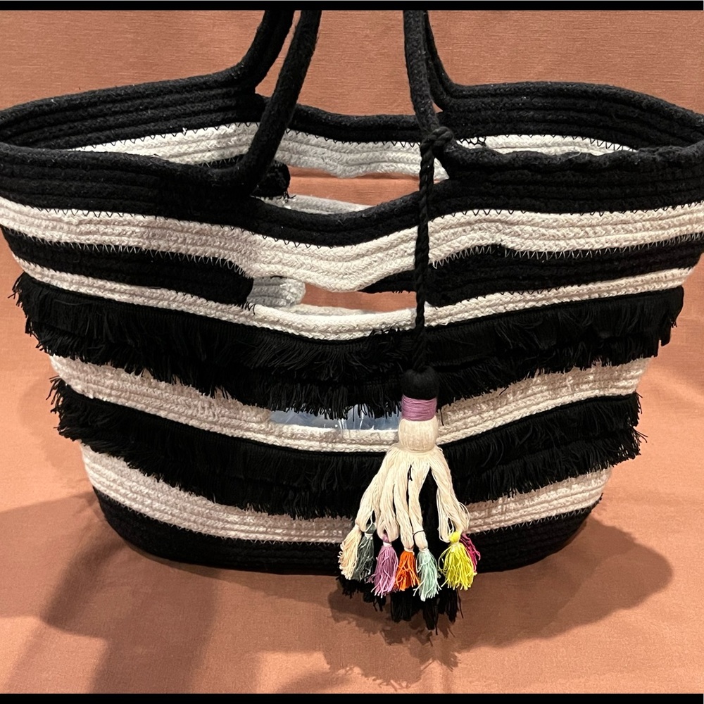 Stella & Dot Woven Tassel Beach “Taj”  Tote Bag